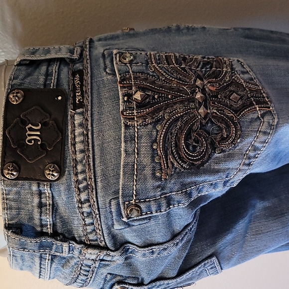 Miss Me Jeans - Picture 3 of 7